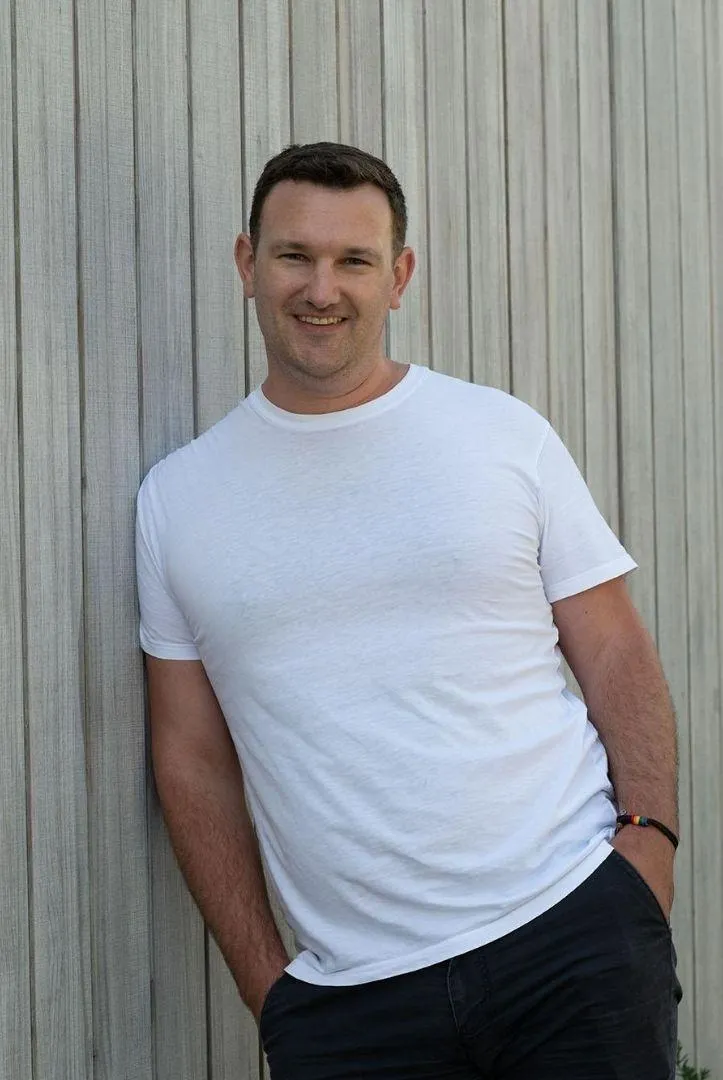 Steve Napier Portrait Photo Abodo Wood 01