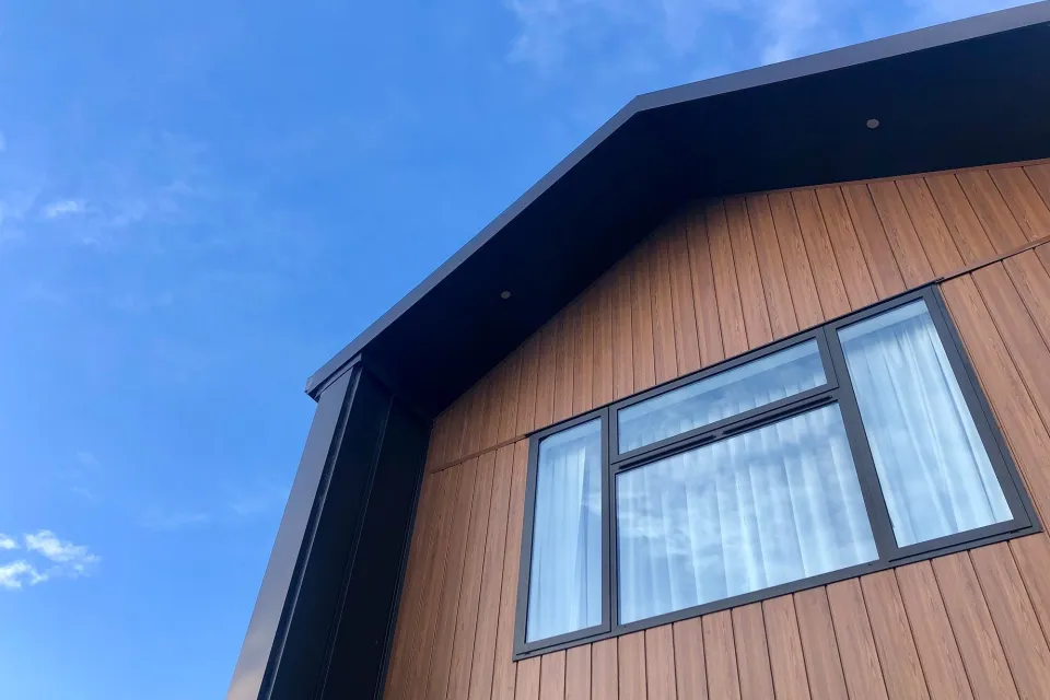 Composite Cladding Aluminium Cladding vs Timber Cladding What is the Best Option 1