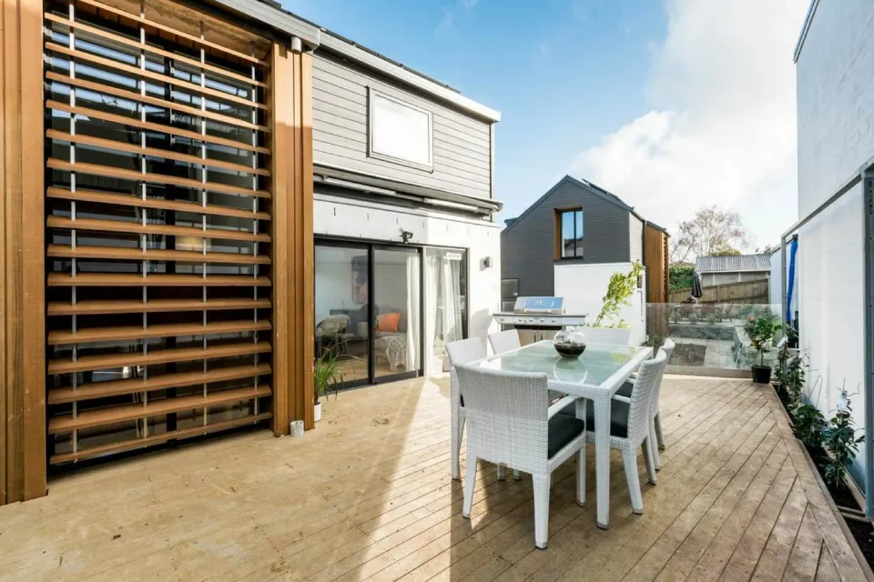 Abodo Wood Weather Tight Cladding System