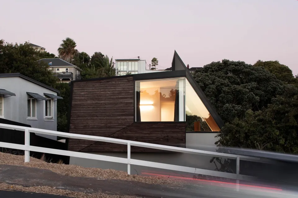 Tuarangi Home Tundra Cladding and Vulcan Screening Abodo Wood