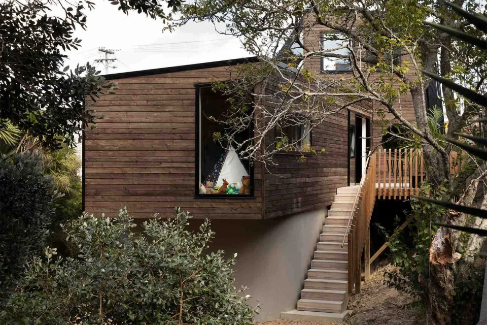 Tuarangi Home Tundra Cladding and Vulcan Screening Abodo Wood 2