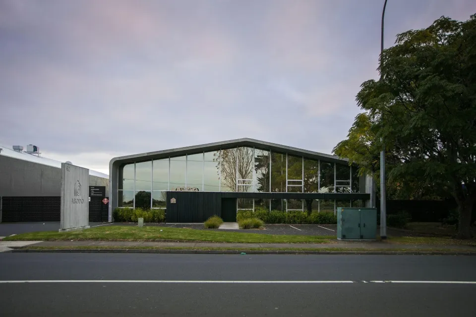 Outlet Sale Warehouse Photo Abodo Wood 05