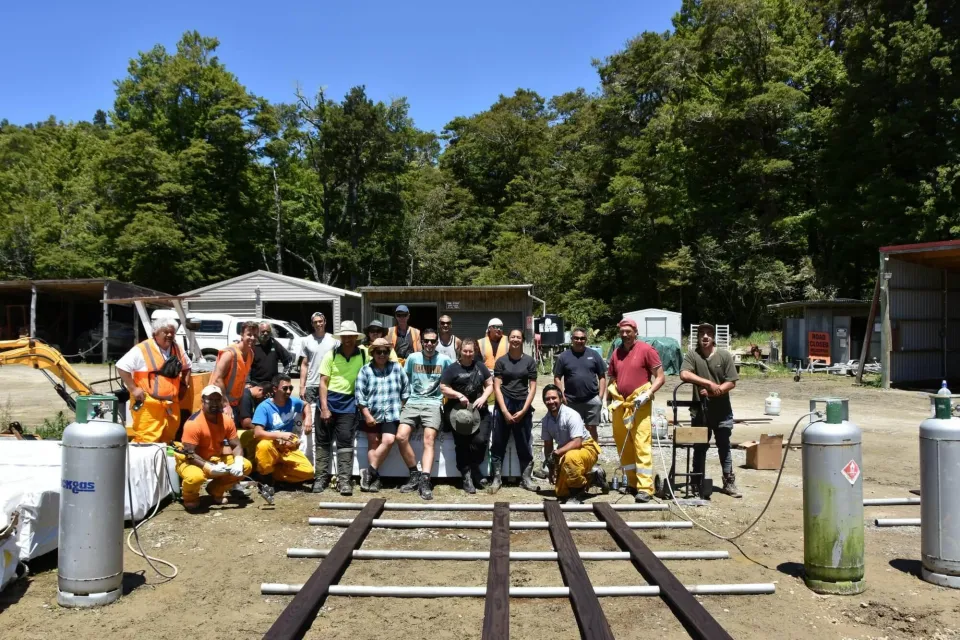 Abodo Wood Team Charred Timber Shou Sugi Ban Lake Waikaremoana