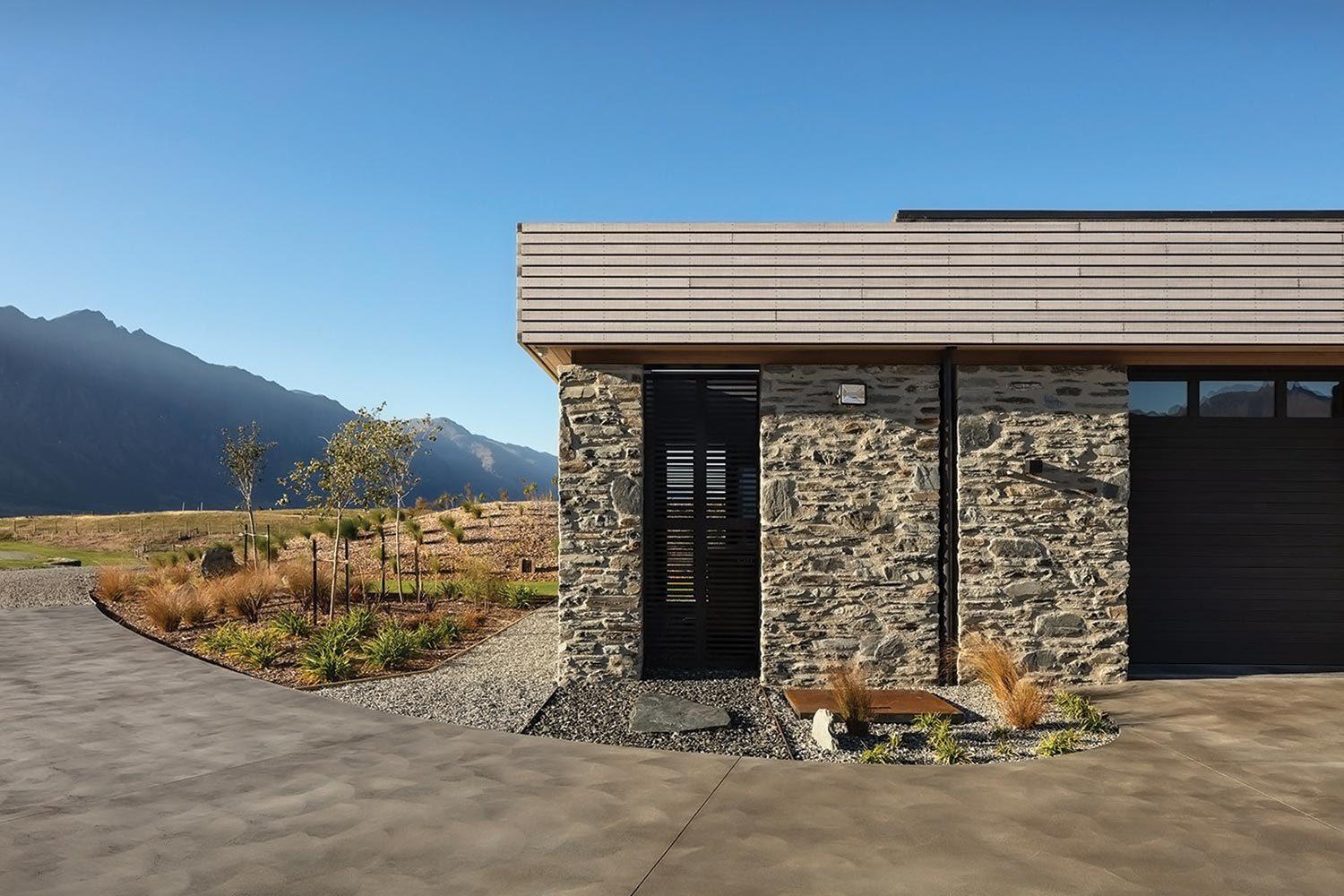 Te Toka - Queenstown, New Zealand Te Toka - Queenstown, New Zealand