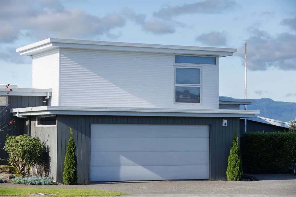 Haumoana St Vulcan Cladding Protector Nero Abodo Wood 06