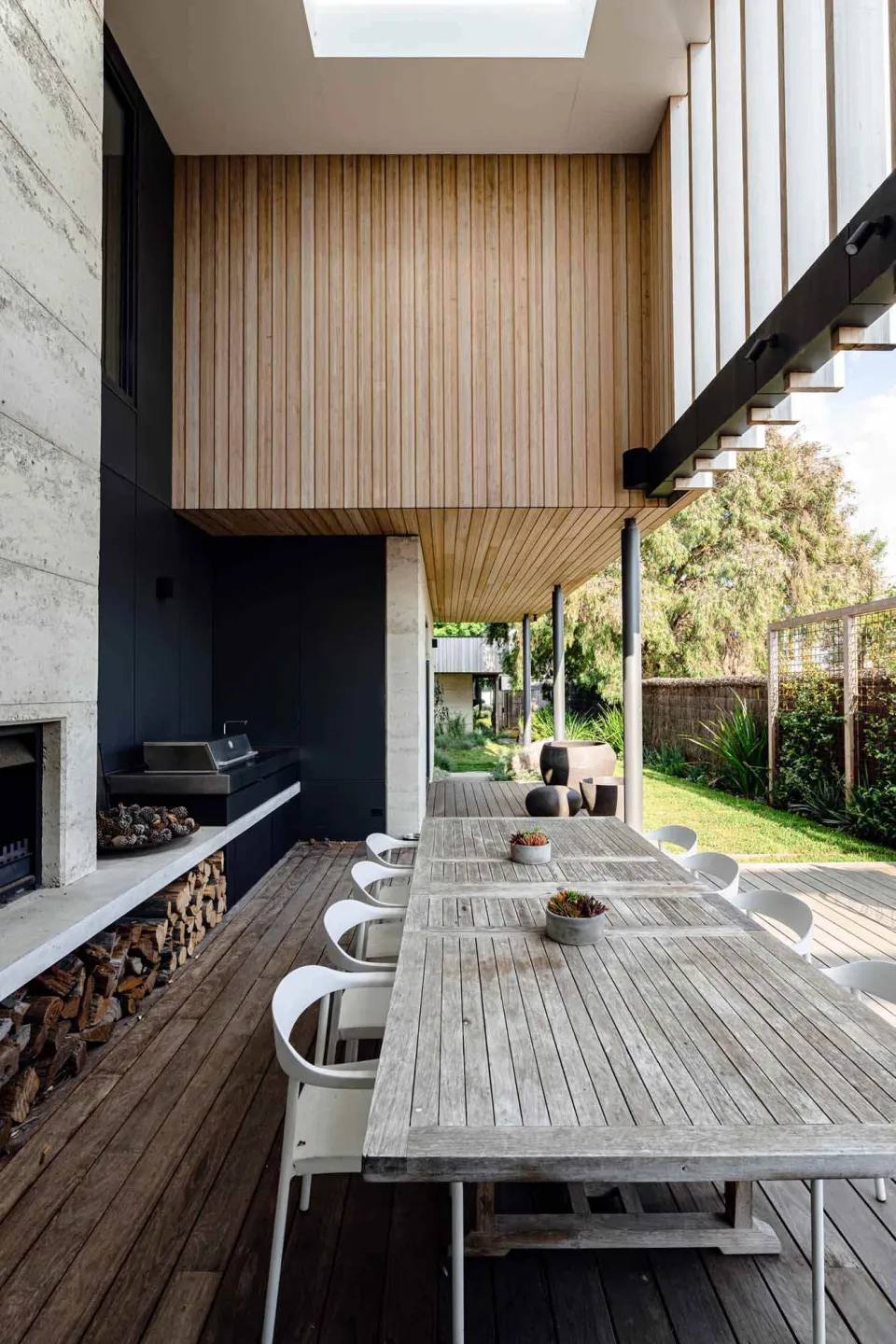 BH2 House REVISIT Vulcan Cladding and Vulcan Screening Abodo Wood 9