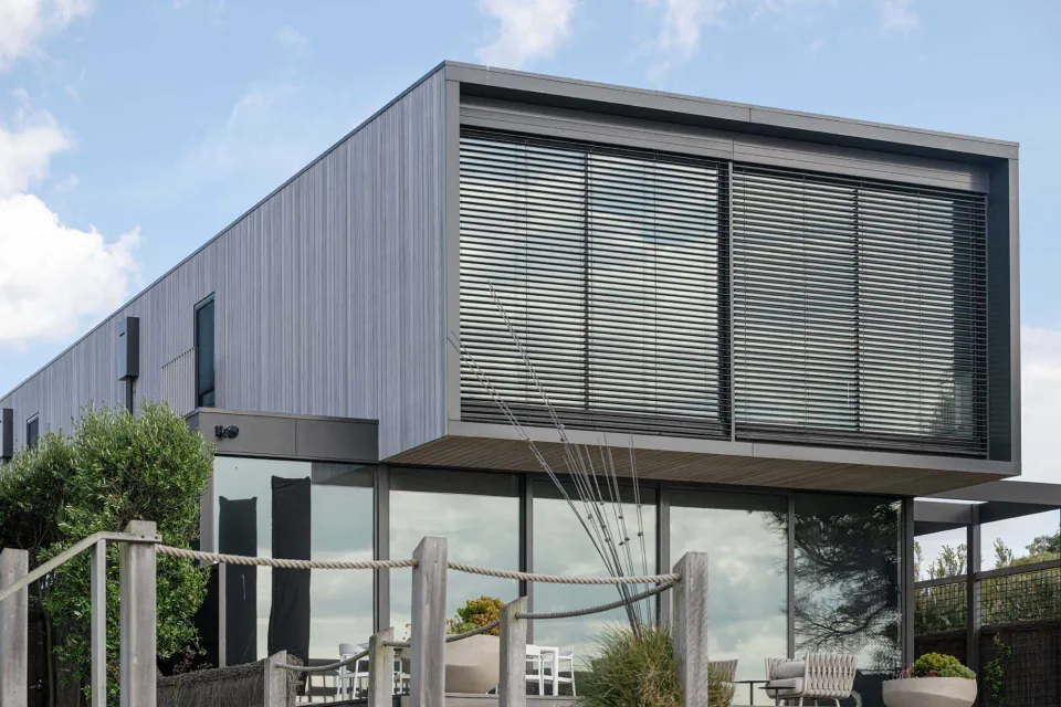 BH2 House REVISIT Vulcan Cladding and Vulcan Screening Abodo Wood 10