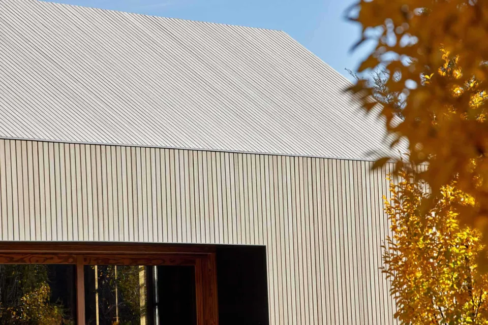 Cardrona Cabin Vulcan Screen Abodo Wood