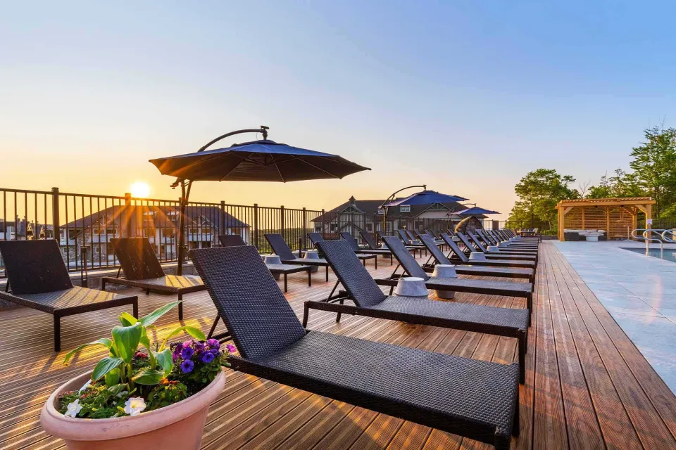 Serenite at Camelback Mountain Vulcan Decking Abodo Wood 04