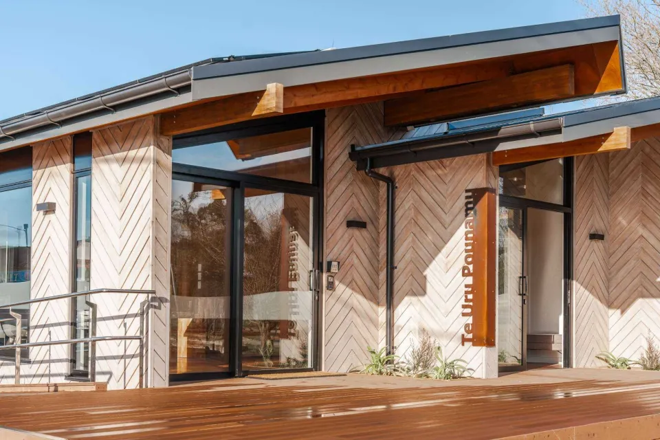 Tāneatua Police Station Vulcan Cladding White Abodo Wood 02