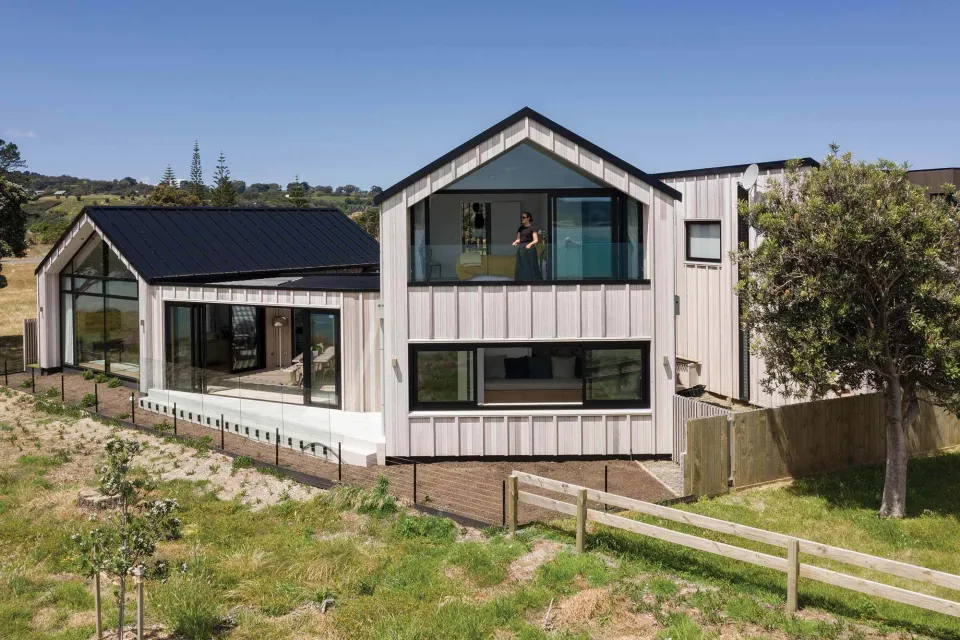 Omaha House Vulcan Cladding in Sioox Abodo Wood 7