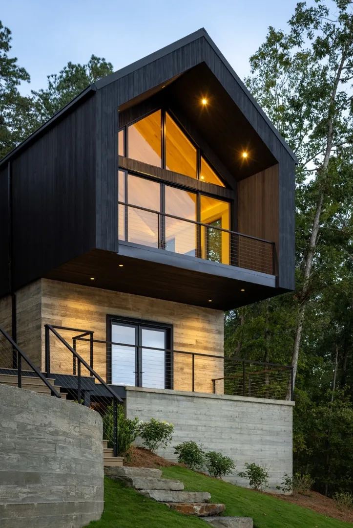 Crooked Tree Lodge Vulcan Cladding in Protector Nero Web Res 08