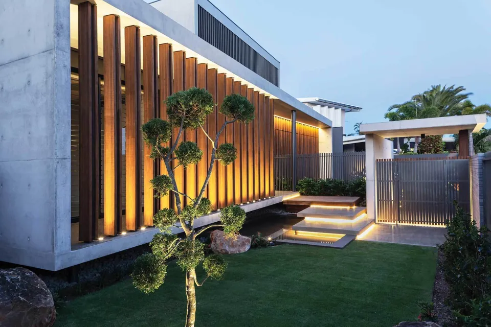 Minyama Luxury Home Vulcan Cladding and Vulcan Screening Abodo Wood 1