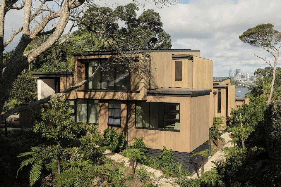 Maritime Residence Vulcan Cladding and Decking Web Res Abodo Wood 09