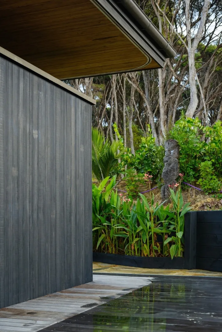Kawau Island House Vulcan Cladding Panelling Abodo Wood 04 1