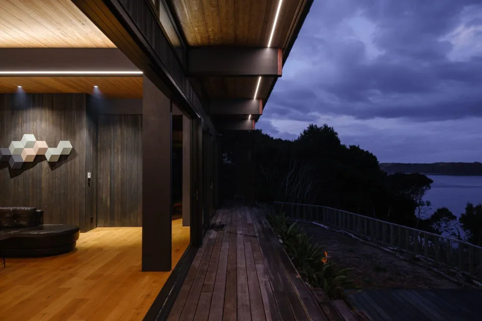 Kawau Island House Director Simon Novak Abodo Wood 011