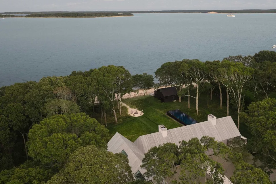 Sag Harbour Kelly Klein House Vulcan Cladding Abodo Wood 03 Web Res
