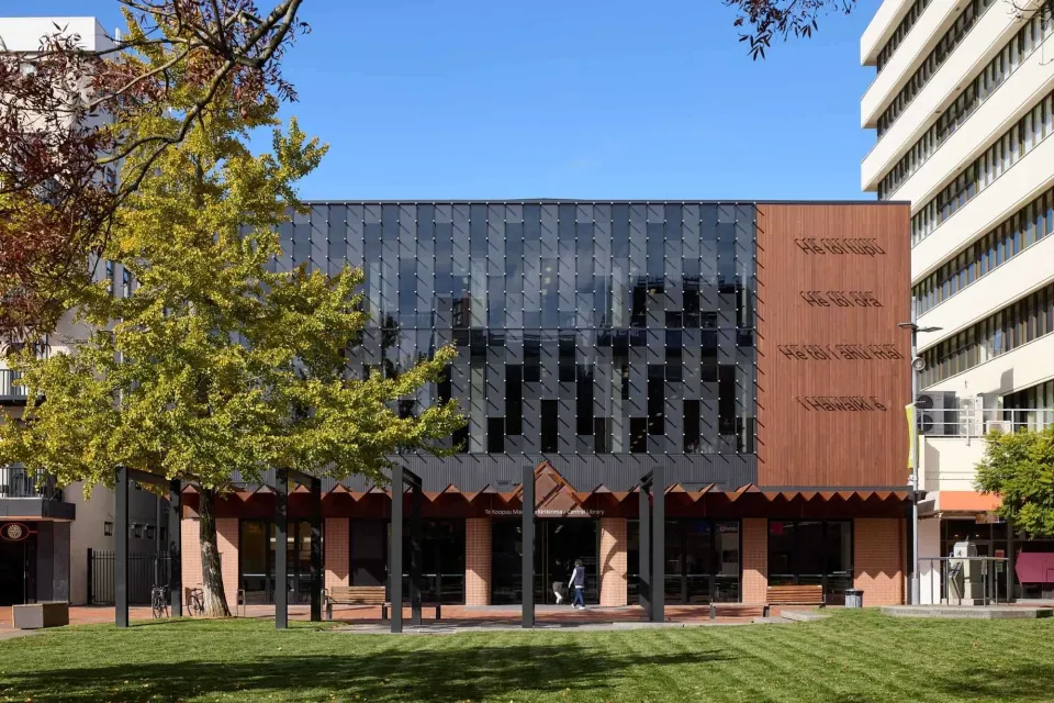 Hamilton Central Library Vaaro Fire Abodo Wood 02