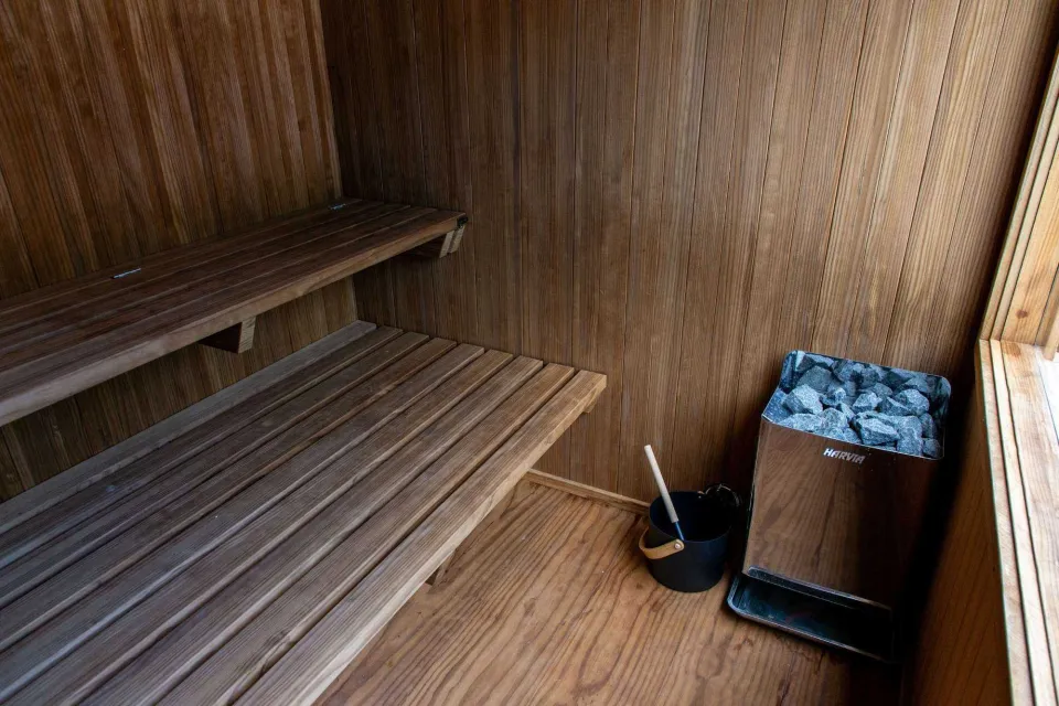 Pool Side Sauna Vulcan Timbers Abodo Wood 06