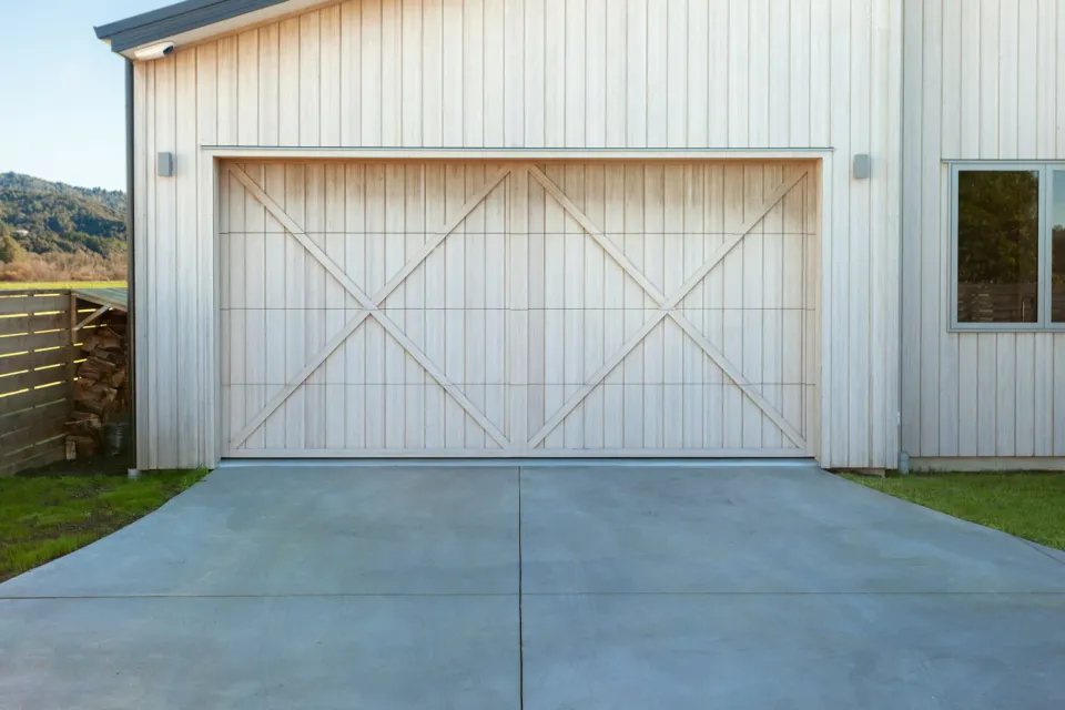 Flying Into Whitianga Vulcan Cladding Abodo Wood 4
