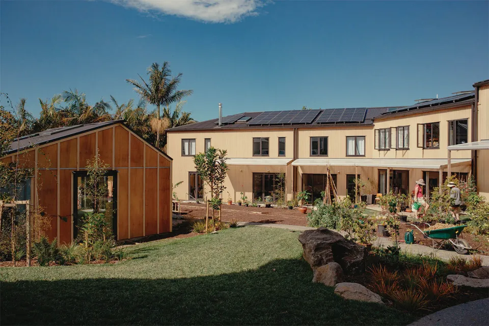 Co haus Vulcan Timber Abodo Wood