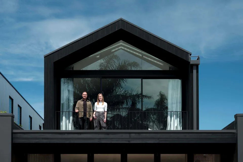 Semi Bold Vulcan Cladding in Nero Abodo Wood 1