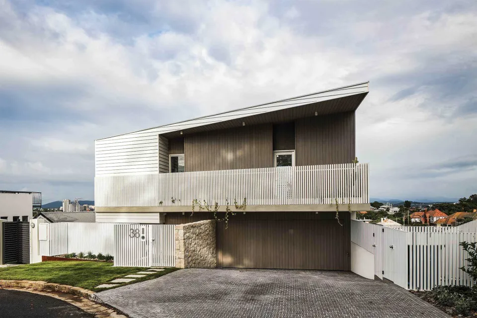 Blanco Brisbane Vulcan Cladding Abodo Wood 1