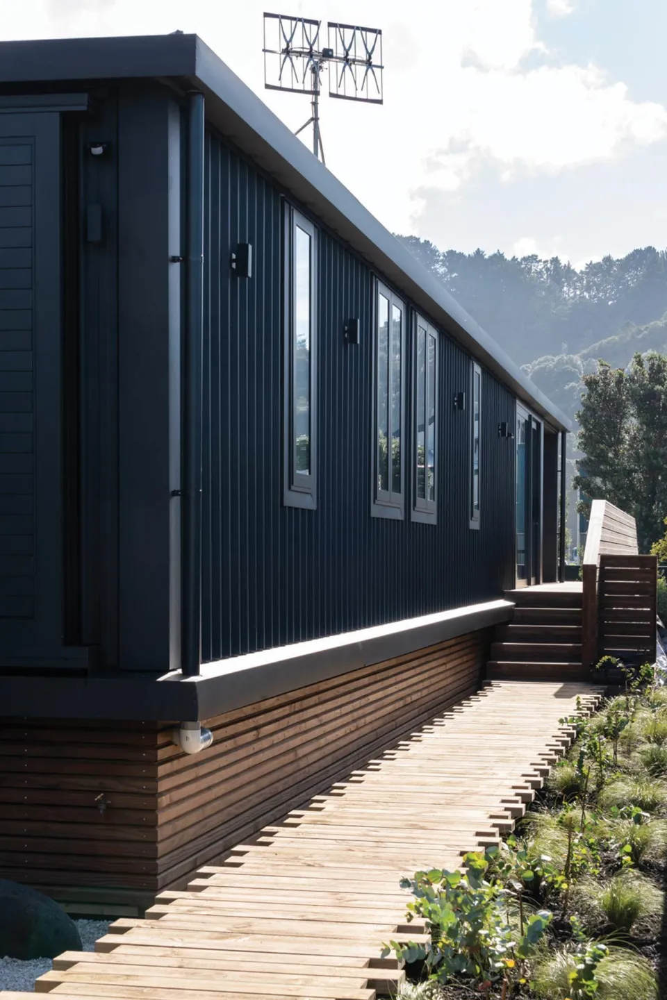 Waihi Beach House Vulcan Decking and Rhombus Clip Abodo Wood 4