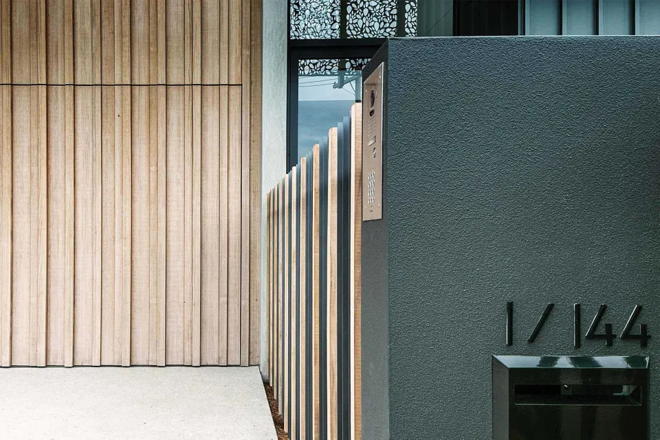 Oceanside Vulcan Cladding in Sioox Abodo Wood 2