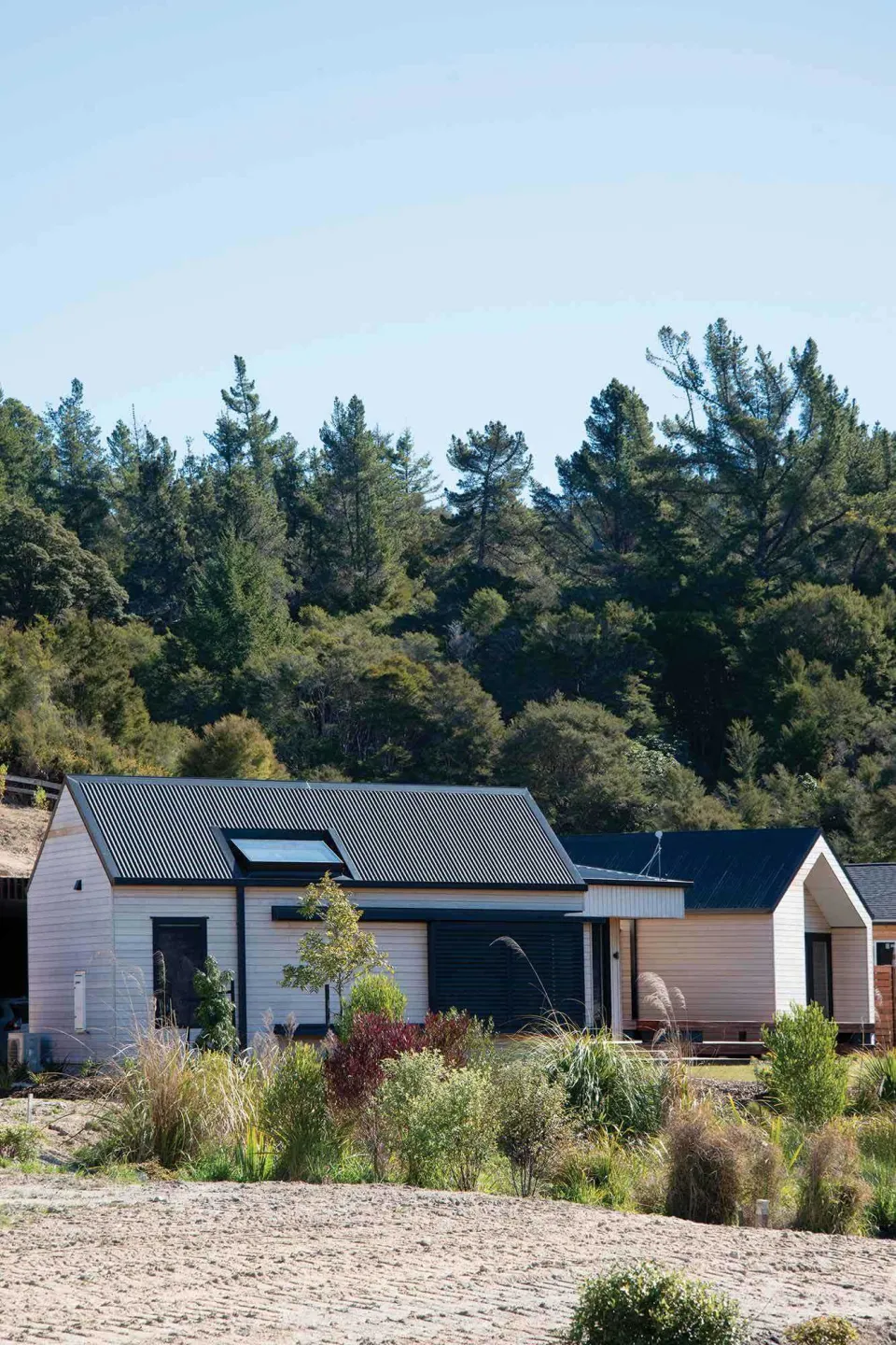 Kaiteriteri Family Bach Vulcan Cladding and Vulcan Screening Abodo Wood 9