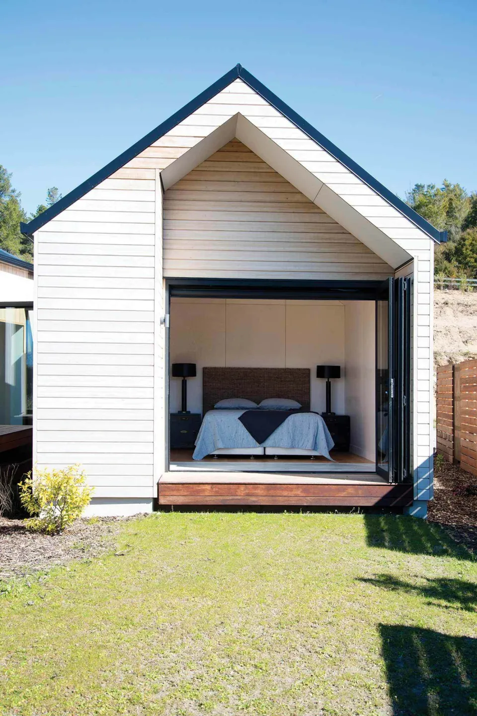 Kaiteriteri Family Bach Vulcan Cladding and Vulcan Screening Abodo Wood 8