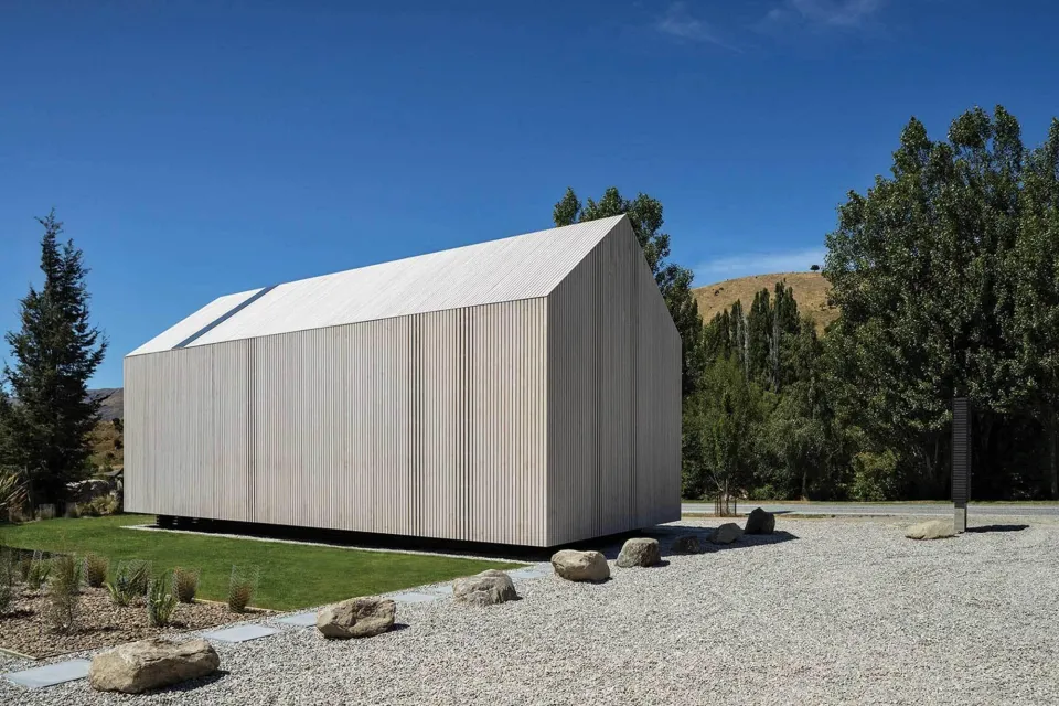 Cardrona Cabin - Vulcan Timber Screening - Abodo Wood 8