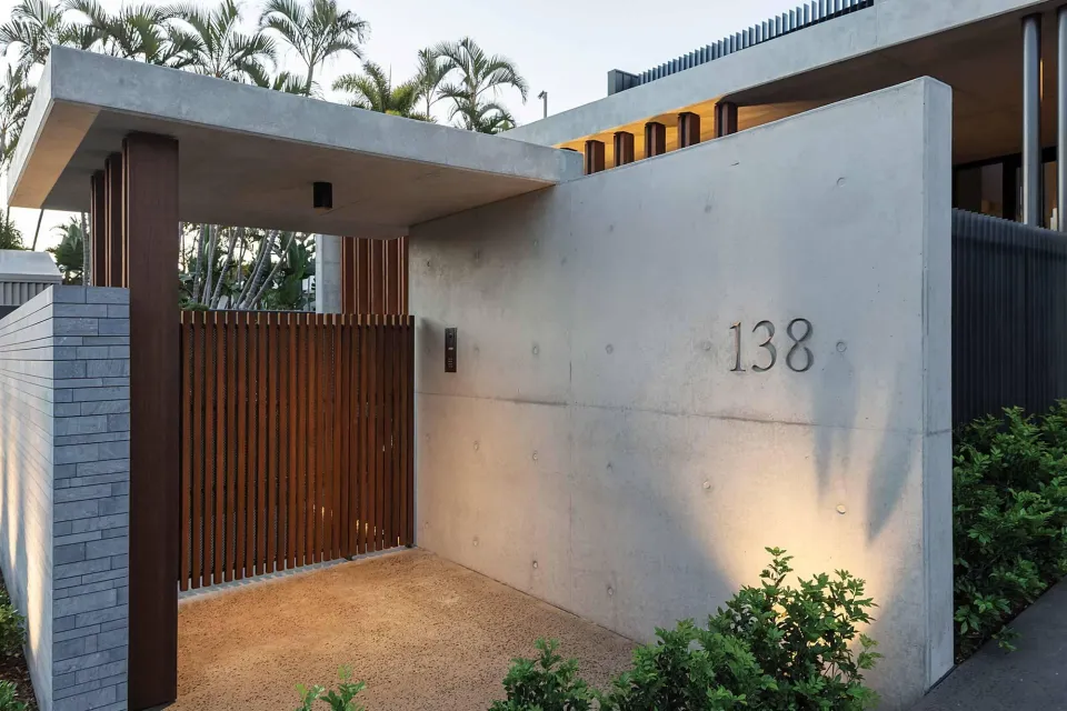 Minyama Luxury Home Vulcan Cladding and Vulcan Screening Abodo Wood 7