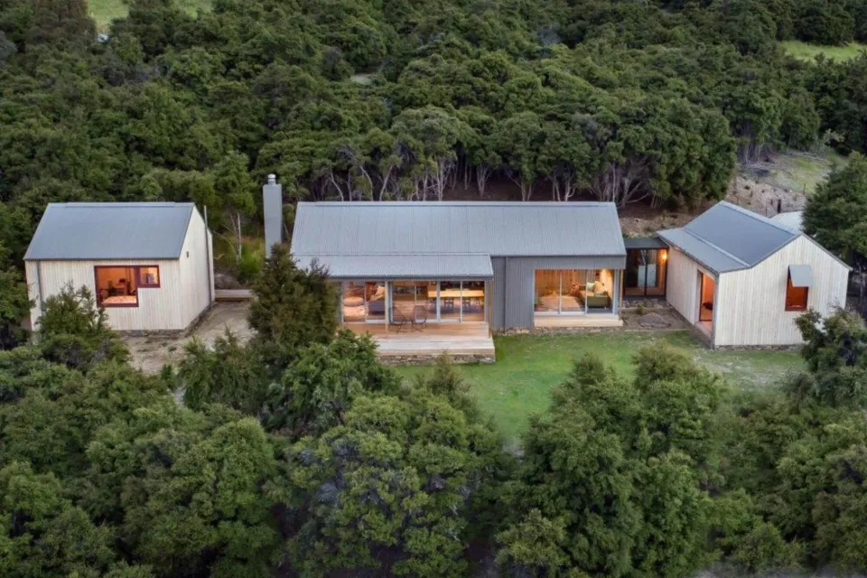 Highfield Ridge Home Tundra Cladding Abodo Wood 1