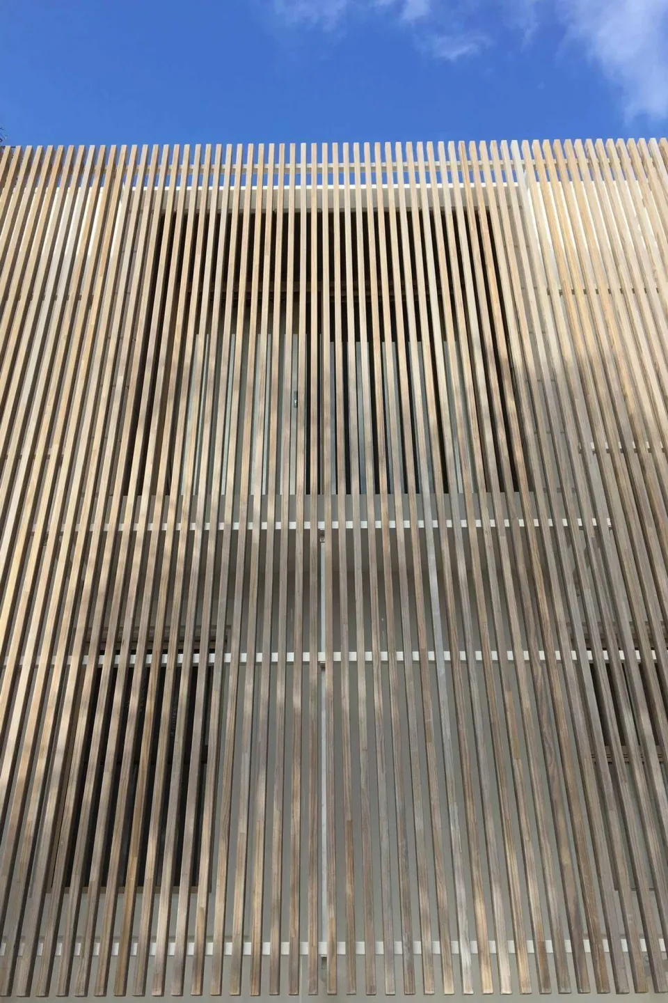 Neptune Court House Vulcan Screening Abodo Wood 2