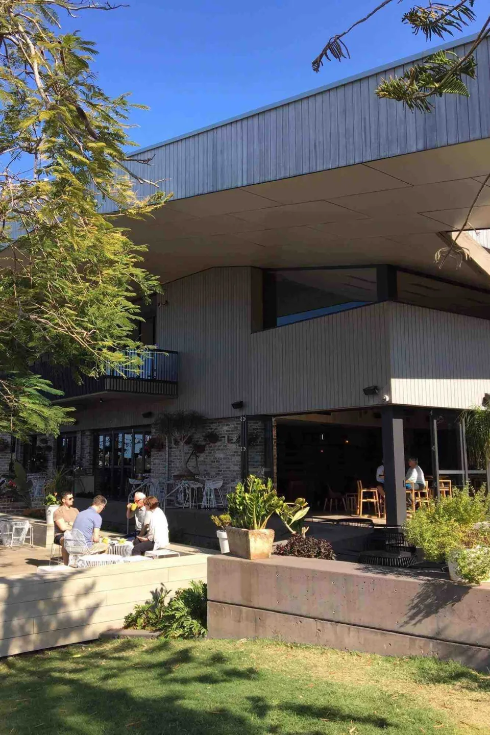 Sandstone Point Hotel Vulcan Cladding Abodo Wood 7