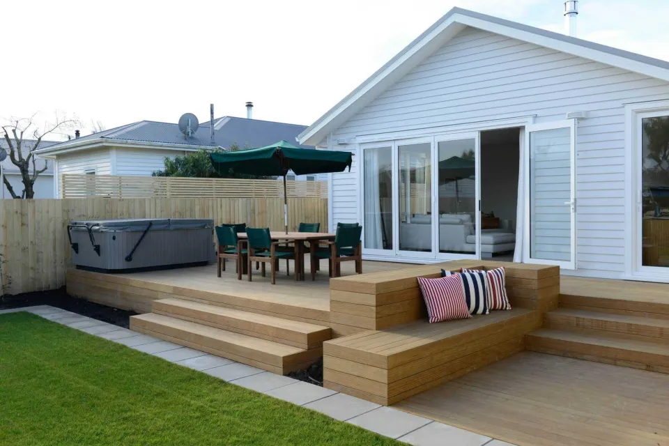 Roosevelt Ave Home Sand Decking Abodo Wood