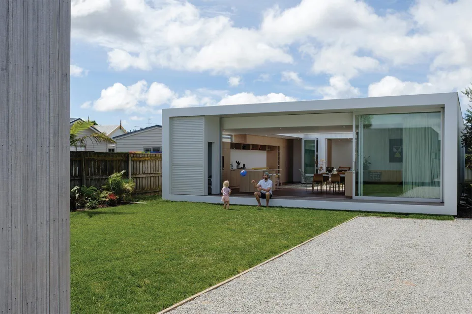 Shane Kingsbeers Gisborne home and studio Vulcan timber Abodo Wood