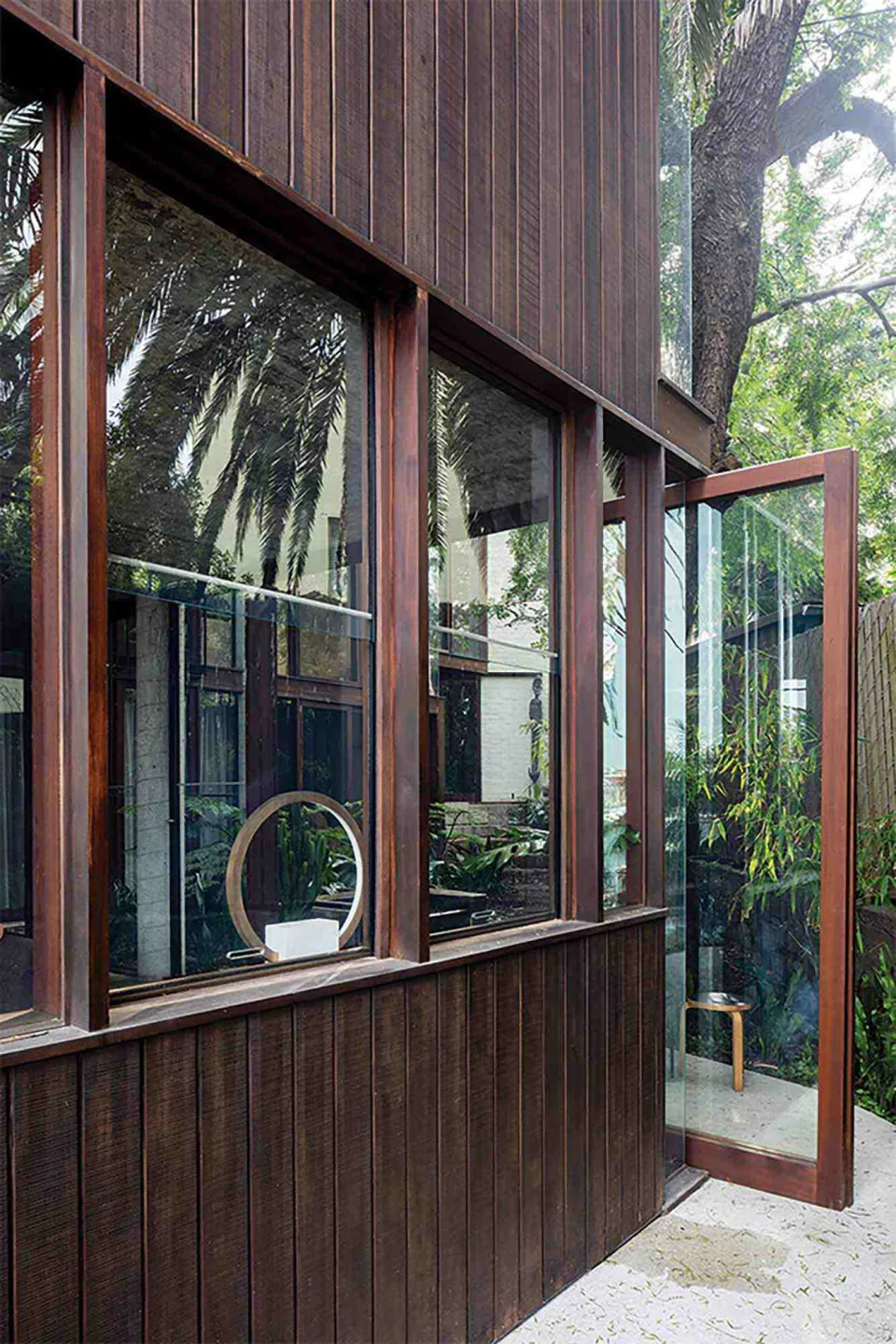 SRG House Vulcan Cladding and Vulcan Panelling Abodo Wood 11