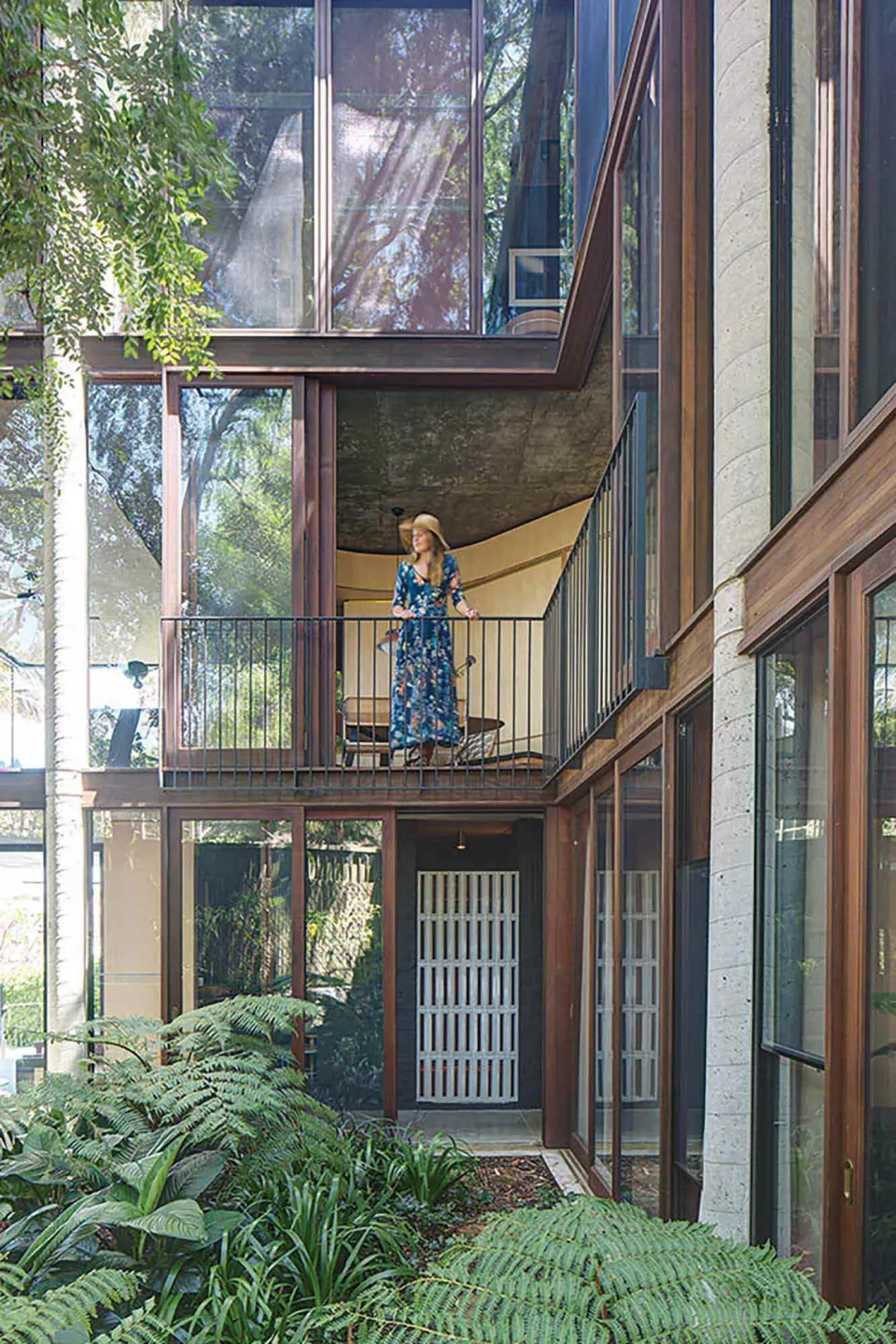 SRG House Vulcan Cladding and Vulcan Panelling Abodo Wood 7
