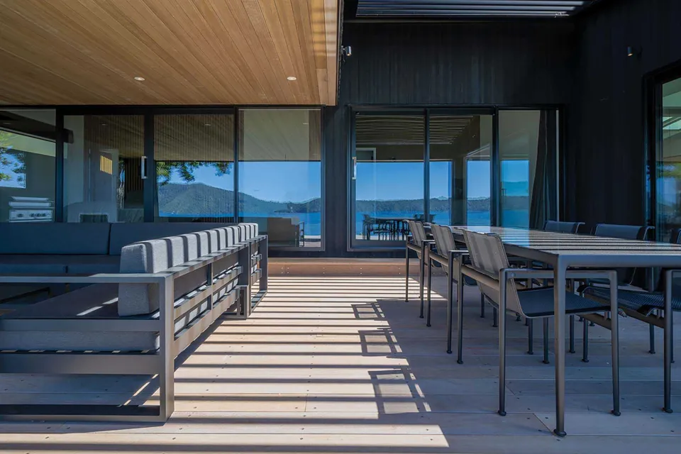 Lakeside Retreat Vulcan Cladding Abodo Wood 6