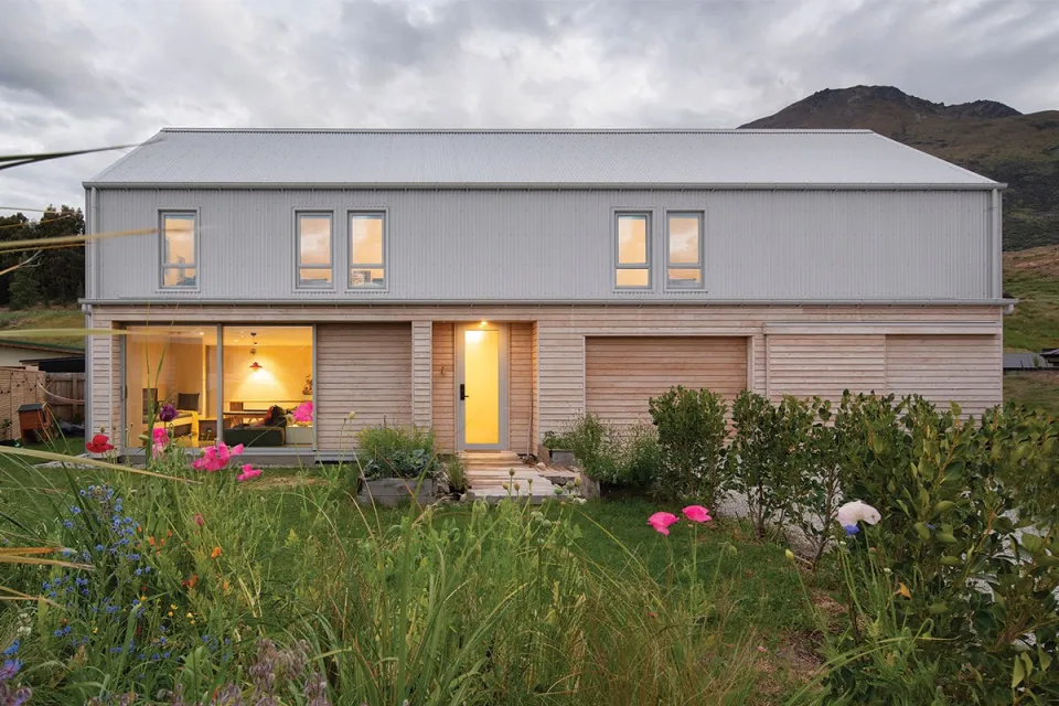 Shotover House Vulcan Cladding Abodo Wood