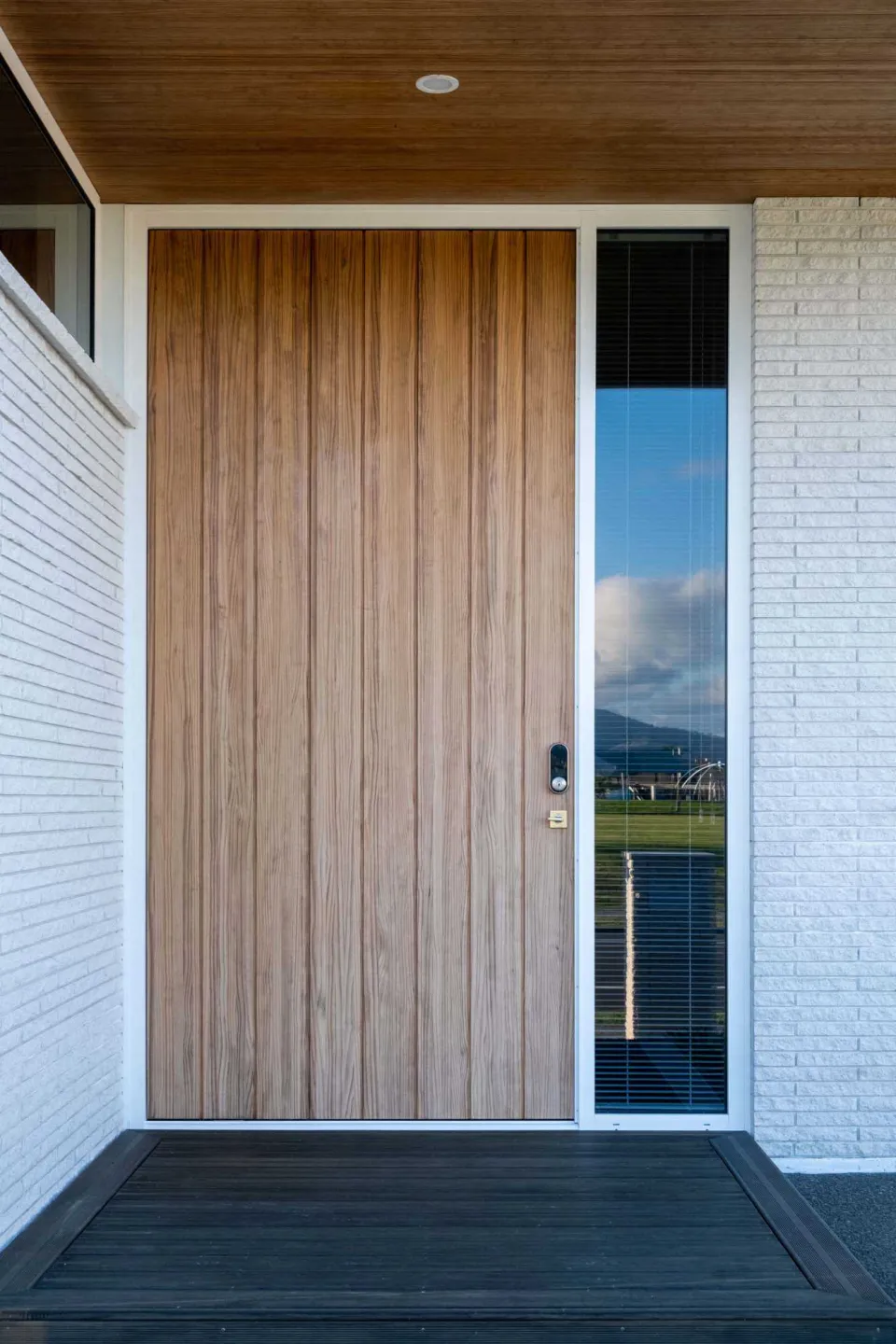 Palm Springs Vulcan Door Abodo Wood 05